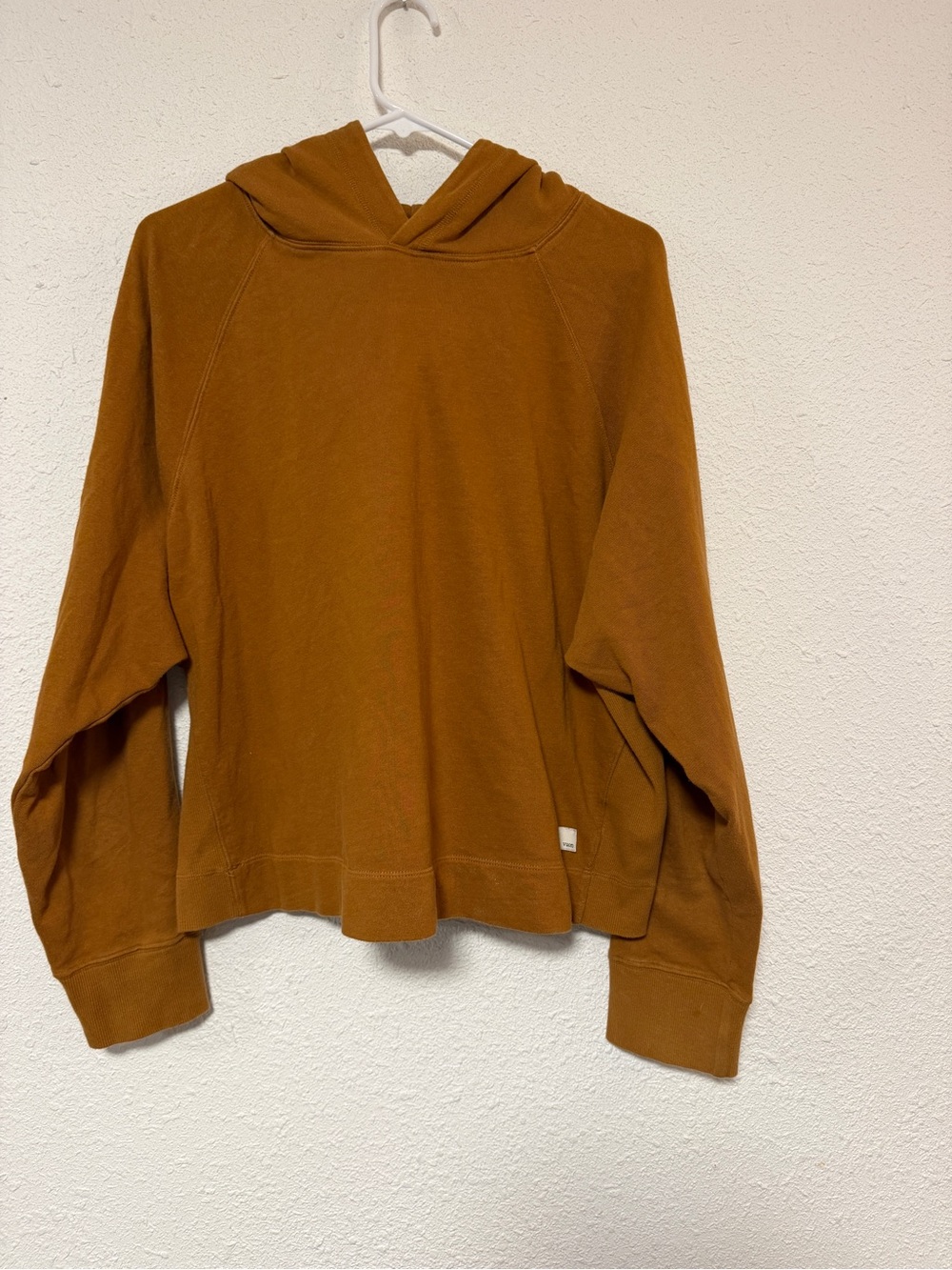 Vuori Women’s Brown Hooded Pullover Large